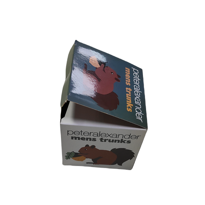 Bon prix Boîte de papier cosmétique en carton blanc revêtu de poids élevé avec une surface fine lisse, une excellente rigidité et un emballage de livraison en relief partiel en ligne