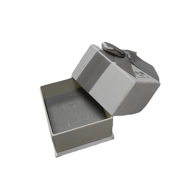 Bon prix Boîte de papier de bijoux personnalisable avec fermeture magnétique et finition de stratification mate idéale pour les bijoux de vente au détail emballage cadeau et les besoins de présentation online