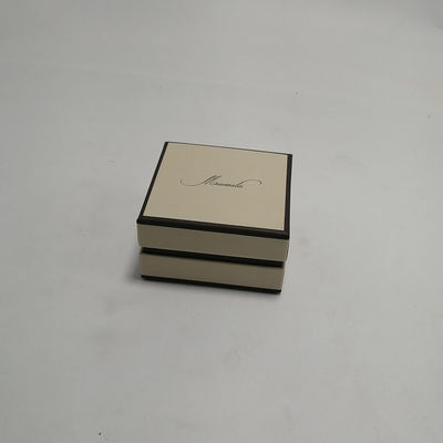 Bon prix La boîte de papier de paquet de Jewellry de couleur de mélange, réutilisent les boîtes de empaquetage personnalisées en ligne