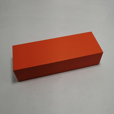 Bon prix Emballage fait sur commande de boîte-cadeau d'imprimerie de papier de boîte de style orange de livre avec l'aimant en ligne