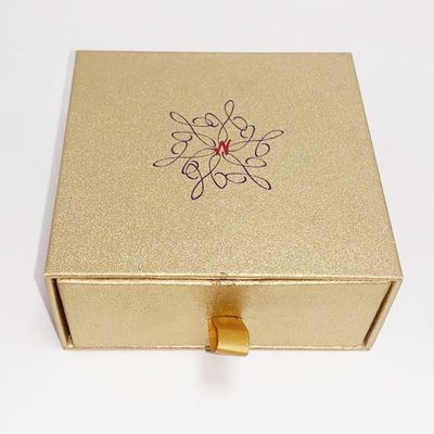 Bon prix Type de tiroir cadeau pliable Boxe de carton de boîte de papier de bijoux pour l'ensemble de bijoux en ligne
