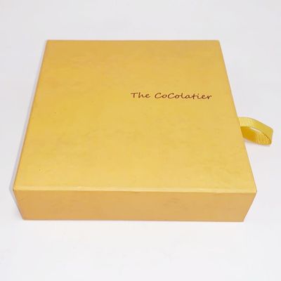 Bon prix Boîtes à bijoux de papier réutilisées jaunes de boîte de papier de bijoux de couleur favorables à l'environnement en ligne