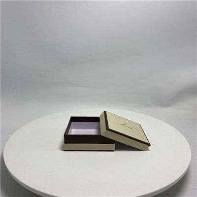 Bon prix Boîte portative d'emballage de bracelet de boîte de couvercle de place faite main en ligne