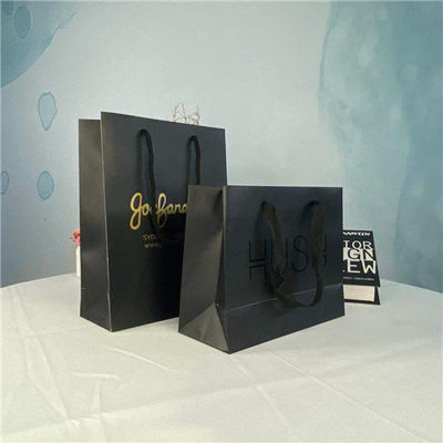Bon prix Logo Custom Printed Paper Bags noir pour des achats en ligne